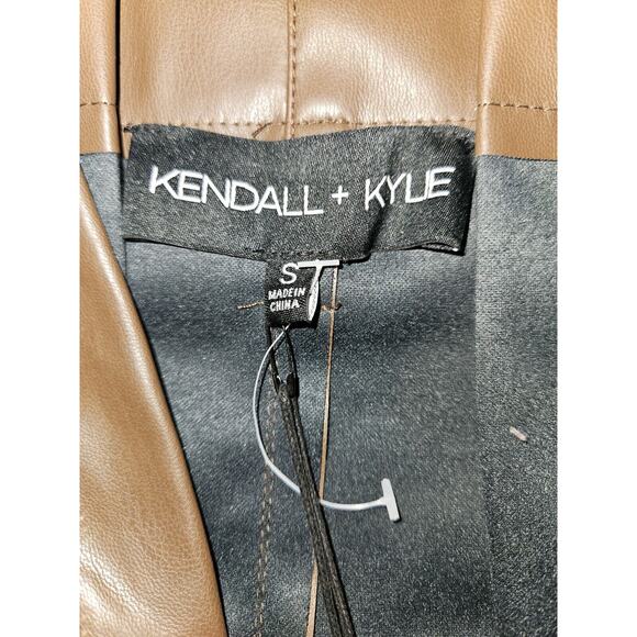NWT! Kendall + Kylie Faux Leather Brown Mini skirt Size Small - Picture 7 of 10